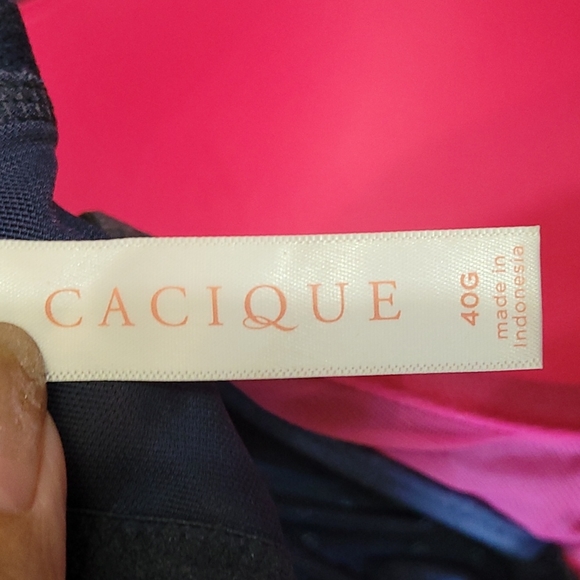 Cacique 40G Modern Lace Lightly Lined Balconette Bra. - Picture 2 of 4